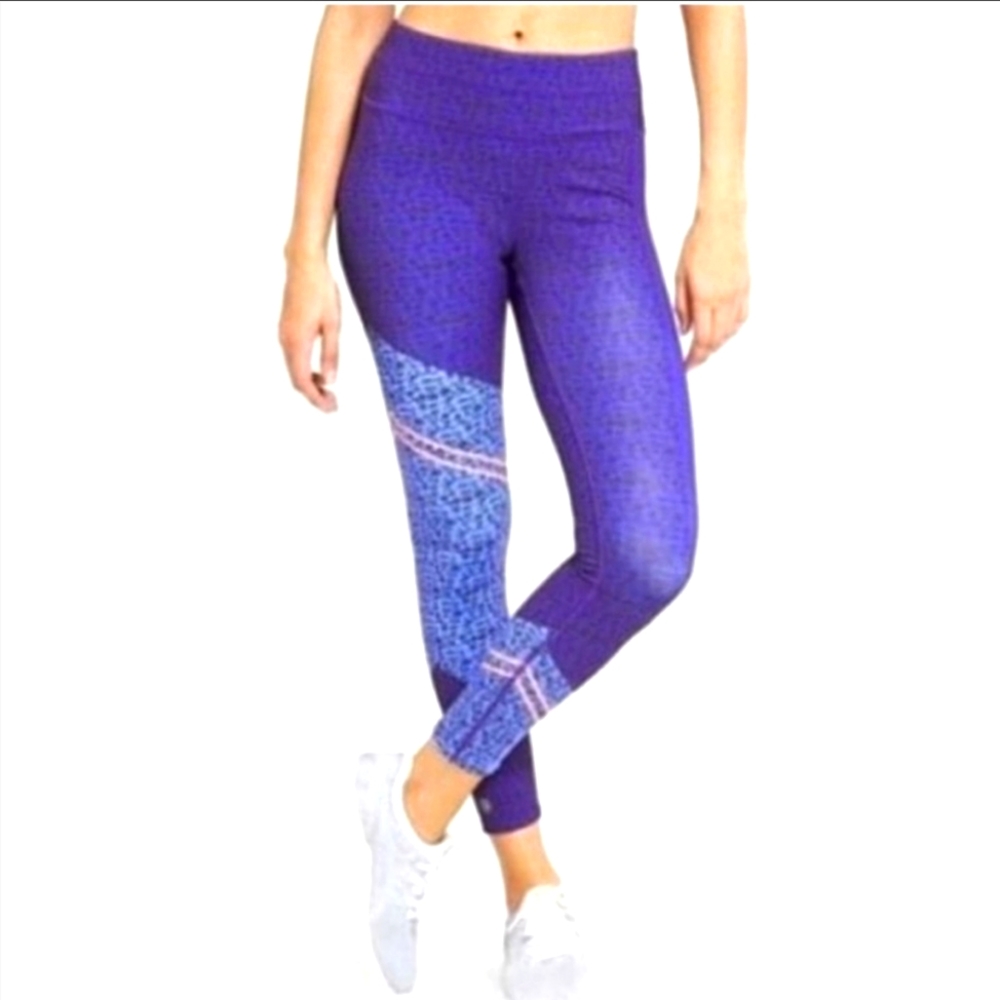 Athleta Asym Camo Sonar Leggings 7/8 fun 80s print size small